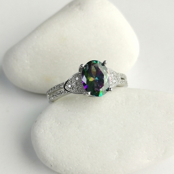 Mystic Topaz cz ring in Sterling Silver size 8 🆕 - Picture 2 of 6